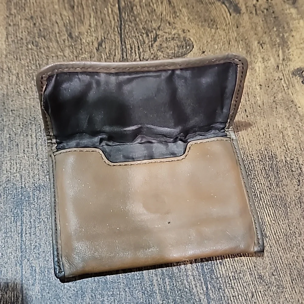 Rare coach leather card holder - Picture 3 of 4